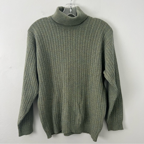 Burberry Sweaters - Burberry 100% Cashmere Turtleneck Cable knit Sweater